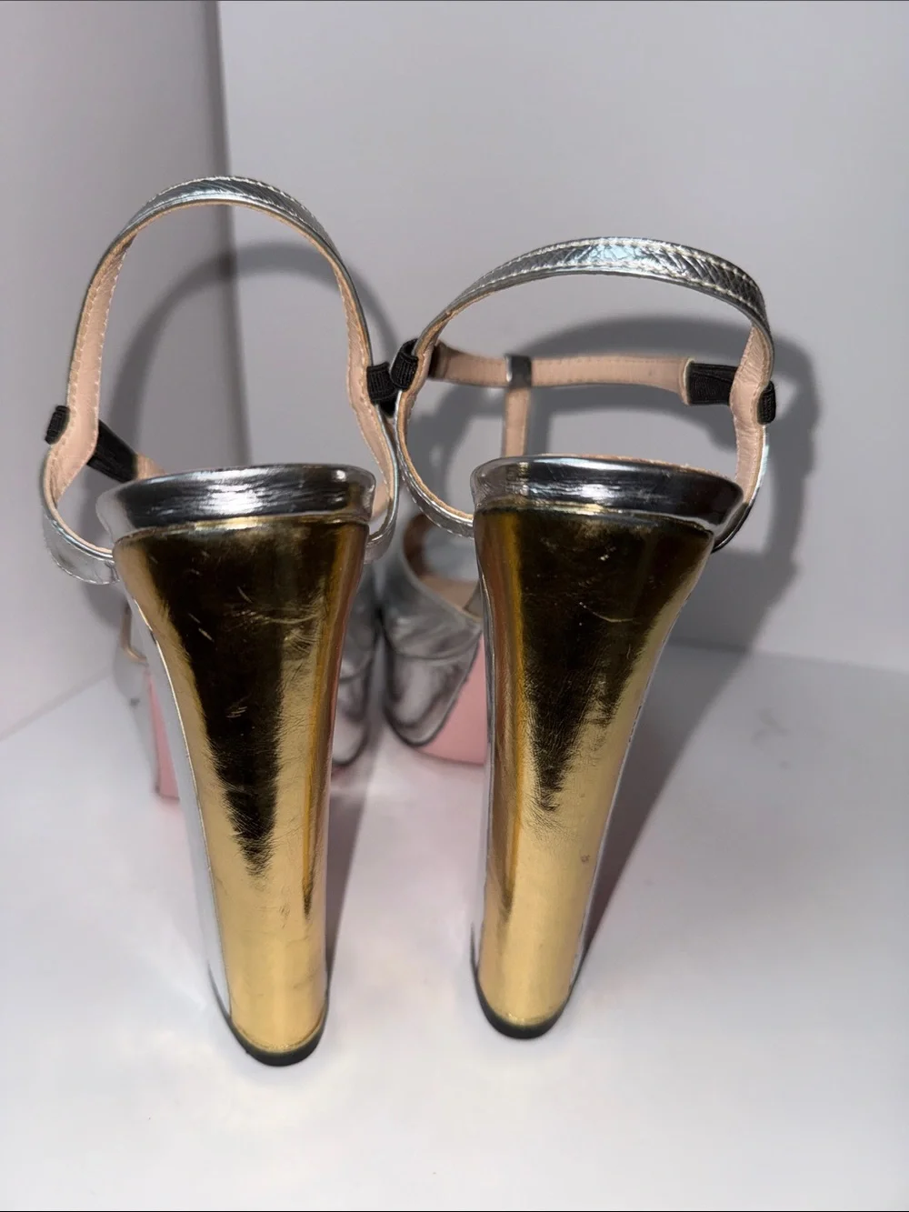 Fendi Metallic Silver Strappy Platform silver/gold Heels